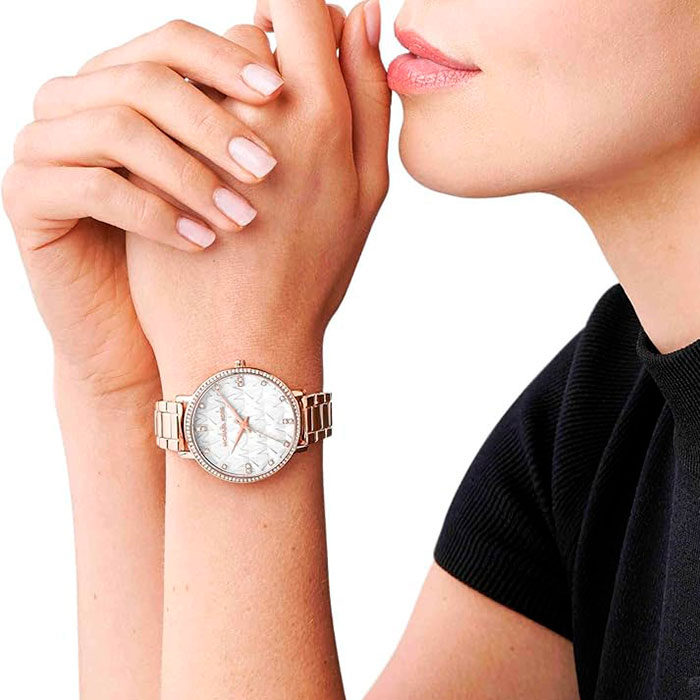 Michael Kors MK4917